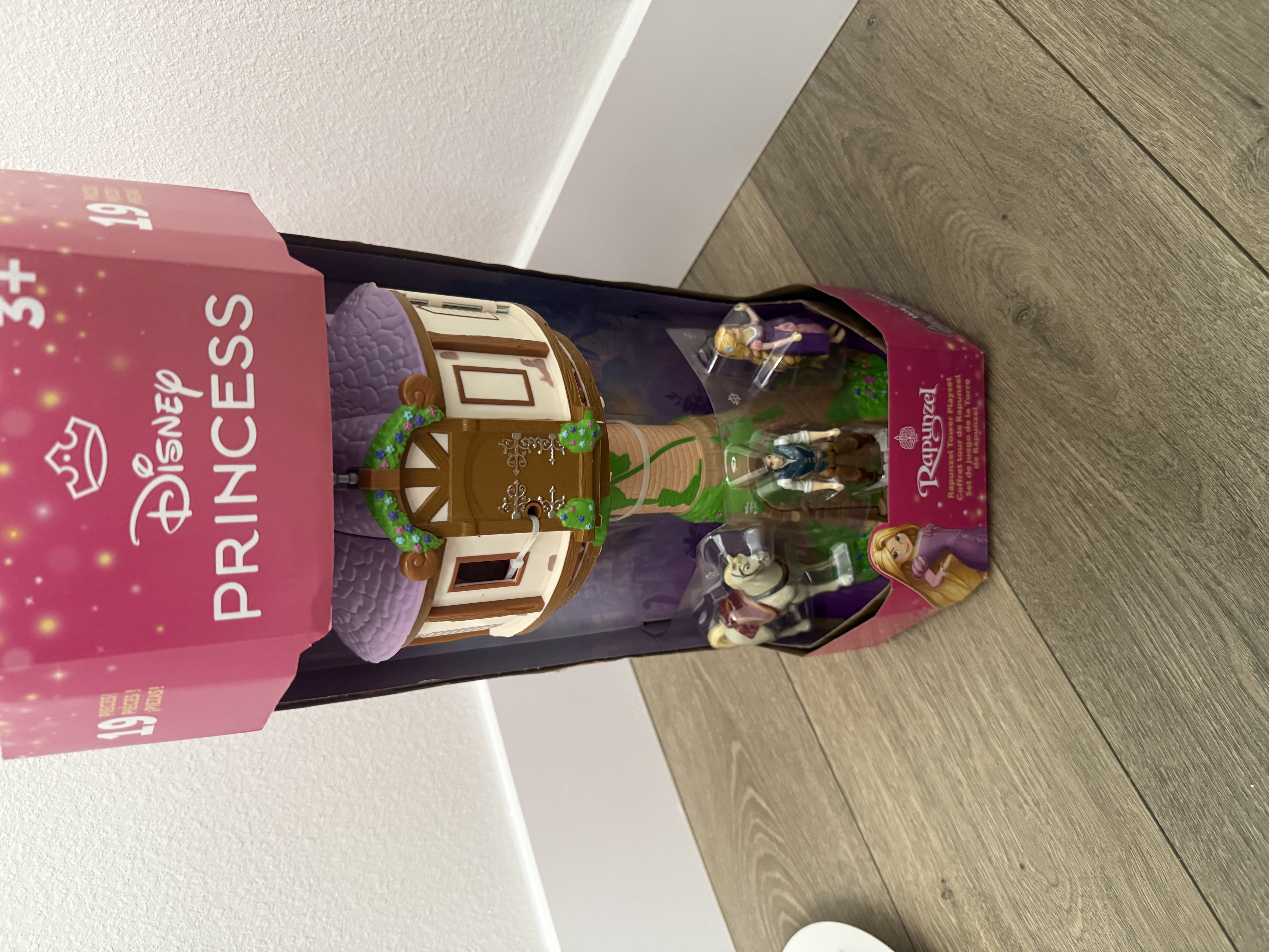 Disney Figurine Set - Rapunzel Tower Play Set - Tangled - 2nd Generation